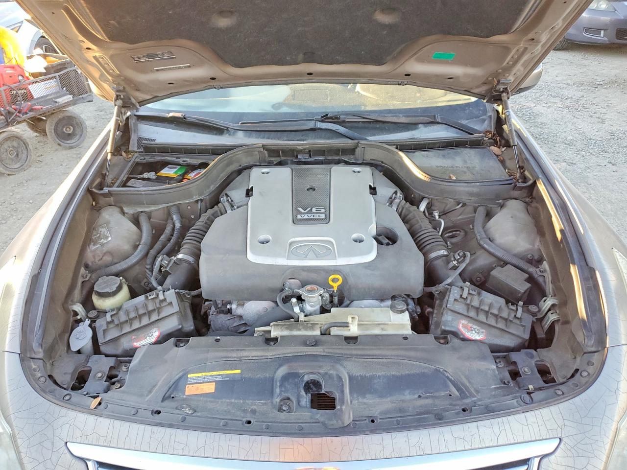 2010 INFINITI G37 BASE photo 11