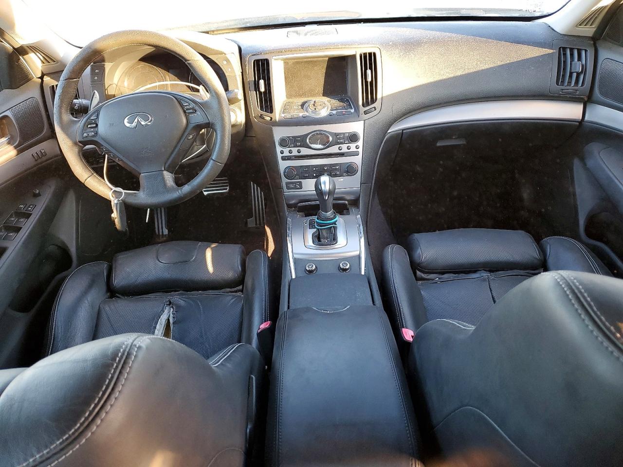 2010 INFINITI G37 BASE photo 8
