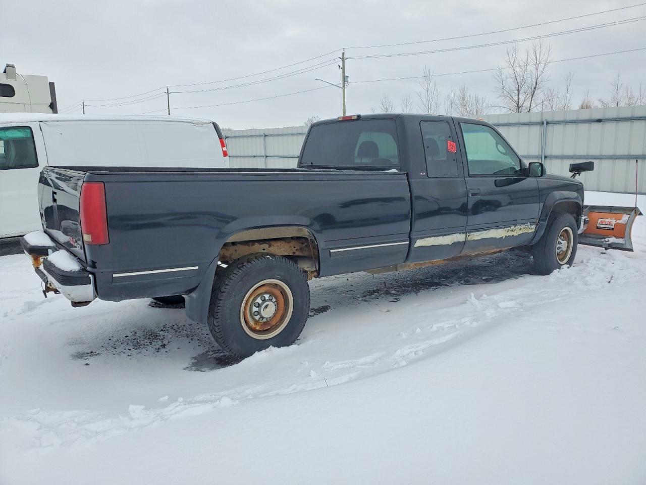 1998 GMC SIERRA K2500 photo 3