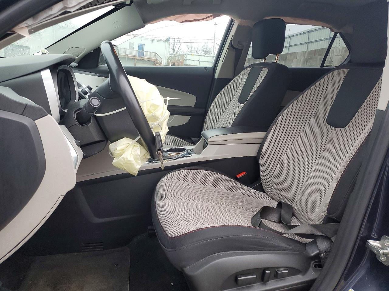 2015 CHEVROLET EQUINOX LT photo 13