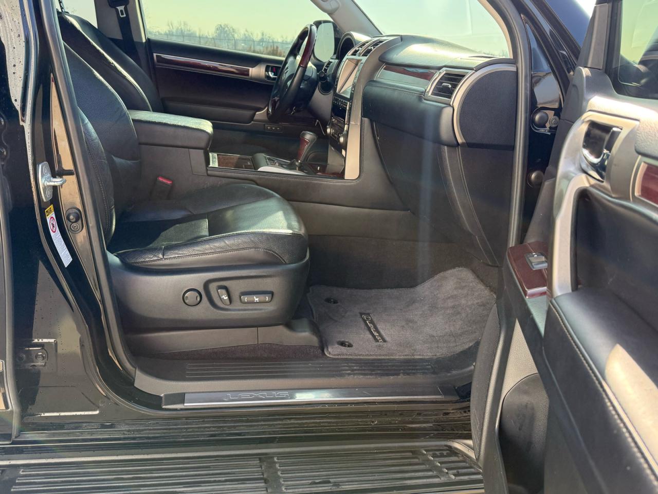 2014 LEXUS GX 460 photo 5