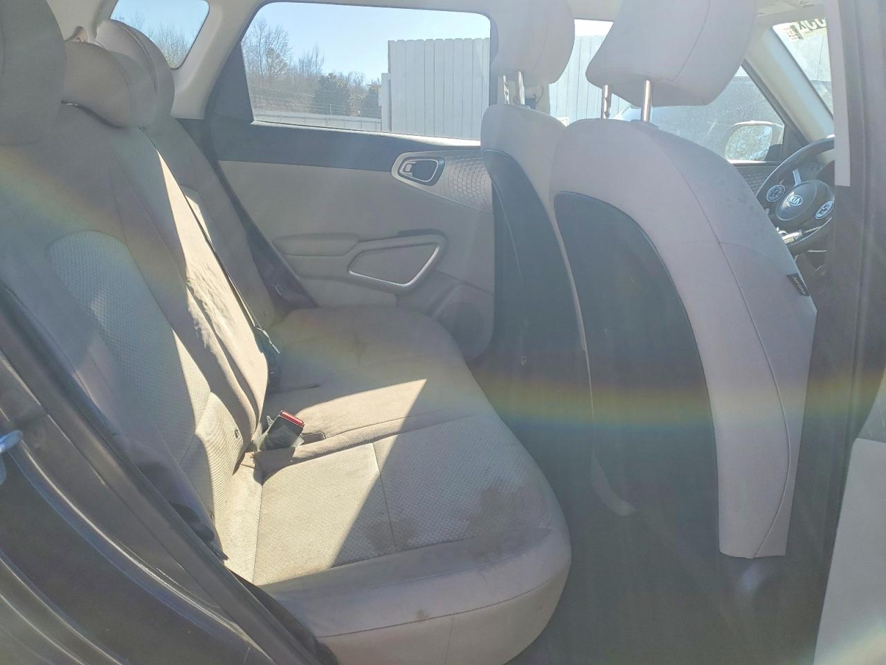2020 KIA SOUL LX photo 10