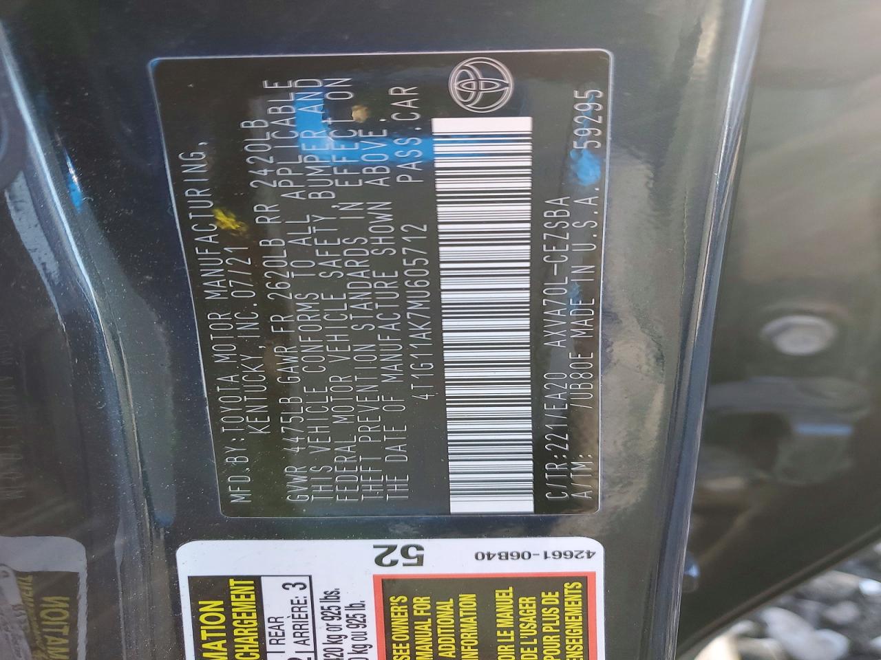 2021 TOYOTA CAMRY SE photo 12