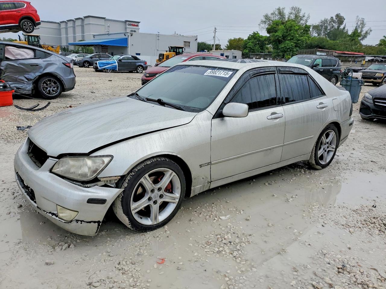 2001 LEXUS IS