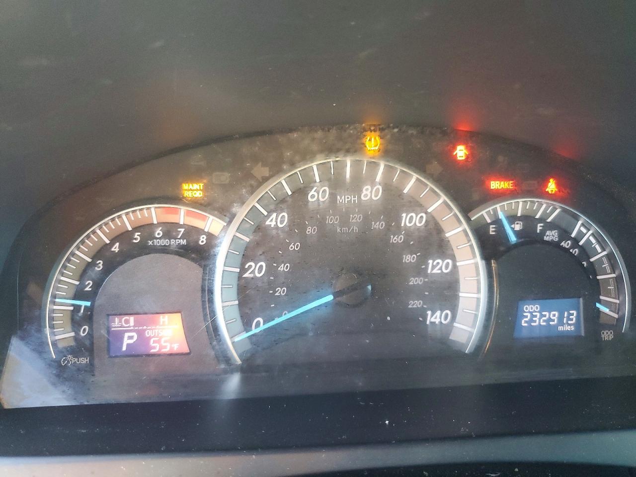 2014 TOYOTA CAMRY L photo 9