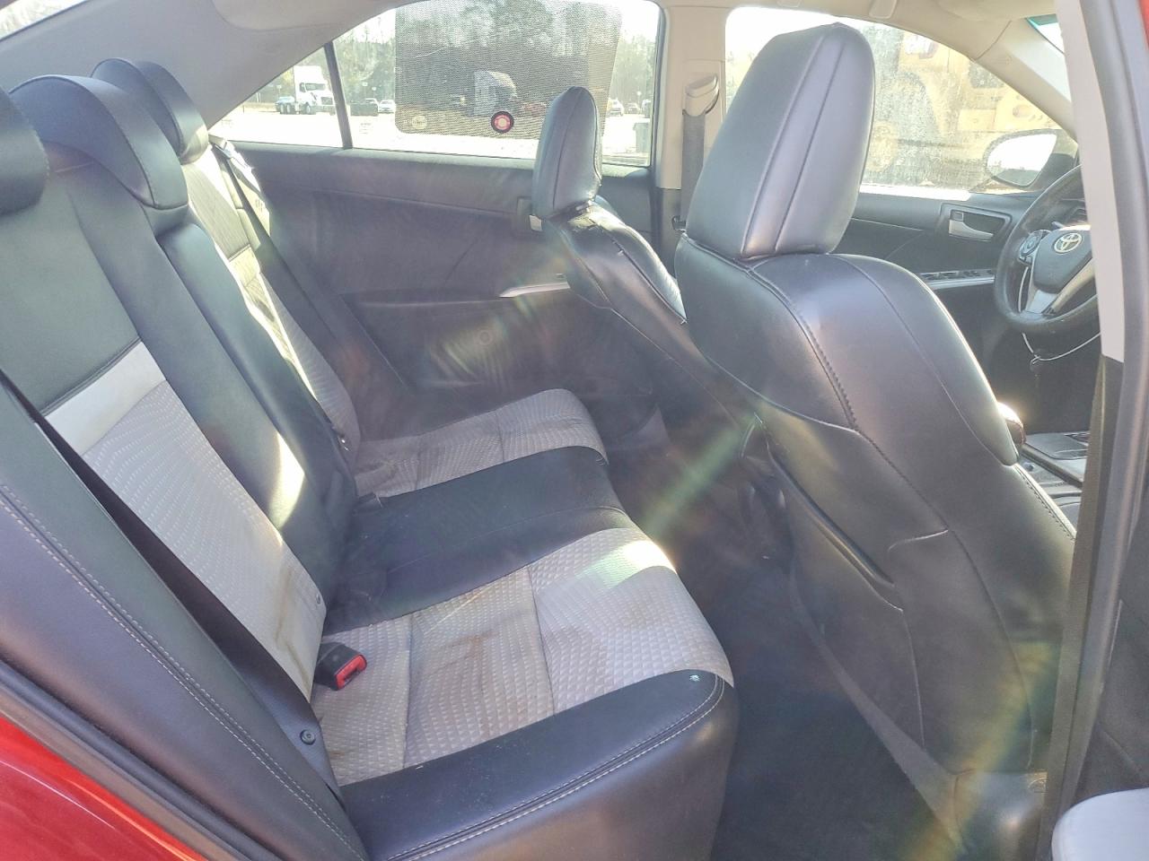 2014 TOYOTA CAMRY L photo 10