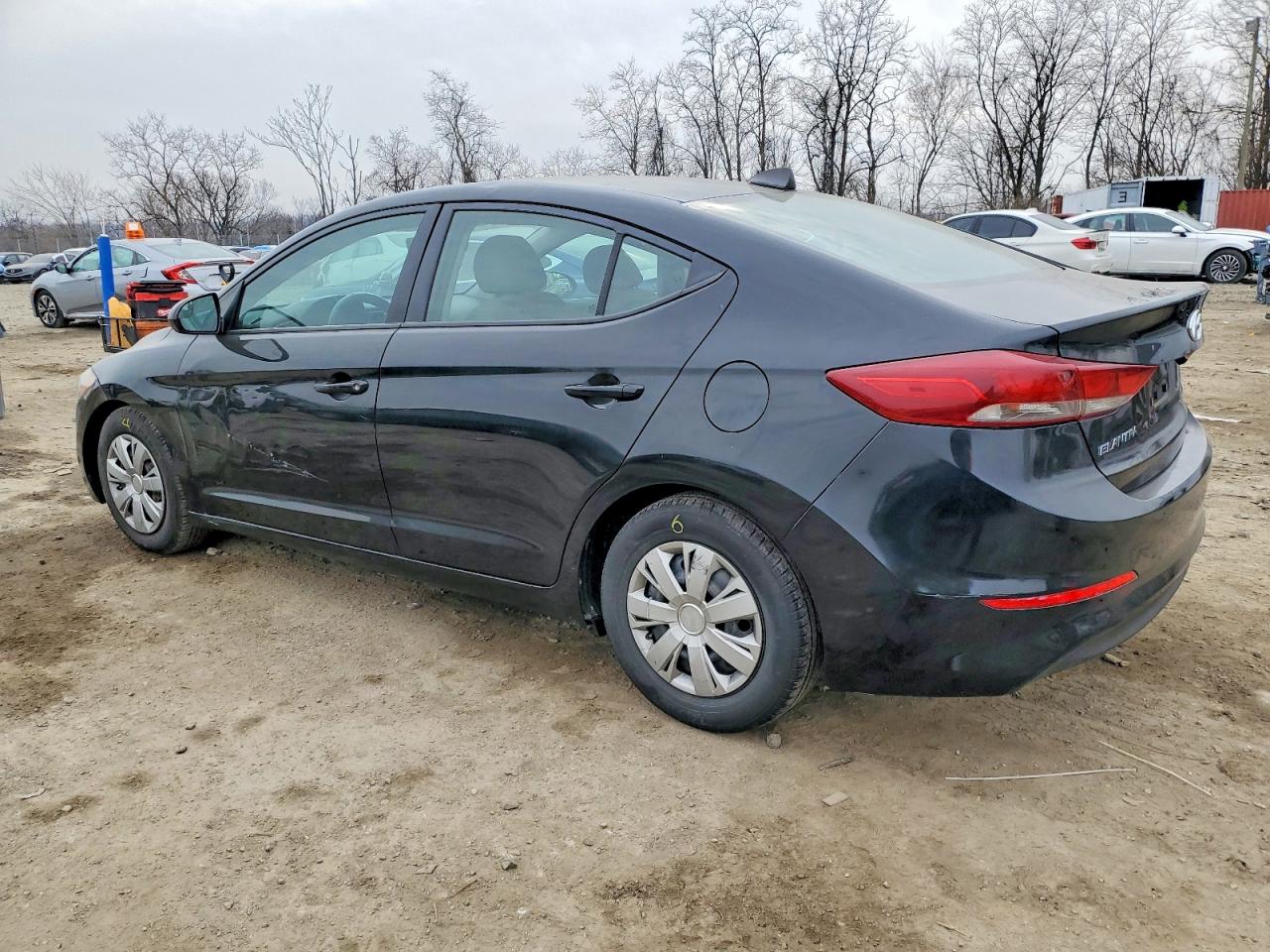 2017 HYUNDAI ELANTRA SE photo 2