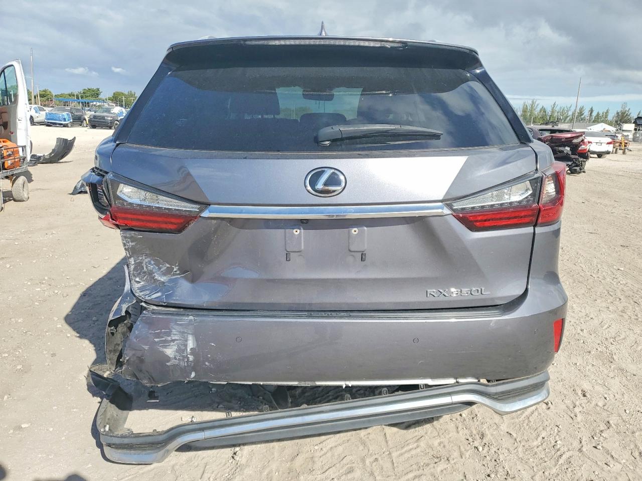 2018 LEXUS RX photo 6
