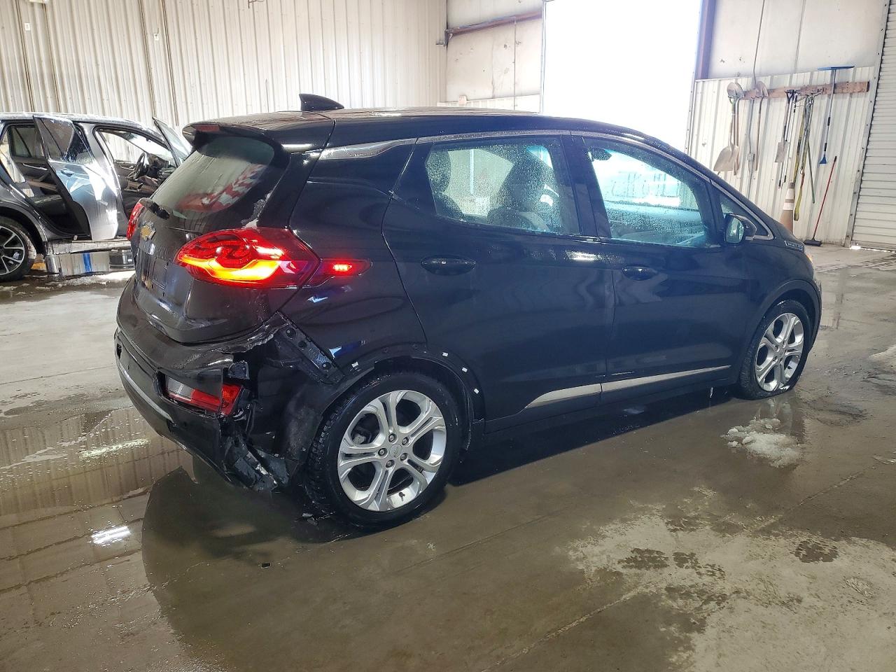 2017 CHEVROLET BOLT EV LT photo 5