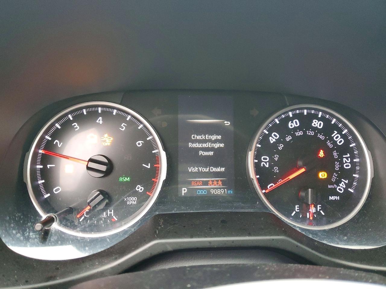 2019 TOYOTA RAV4 XLE photo 9