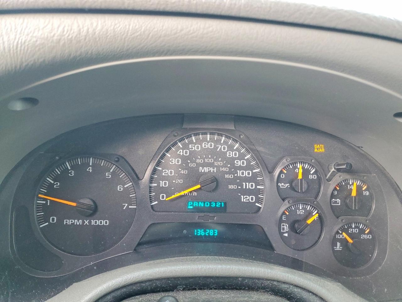 2004 CHEVROLET TRAILBLAZER LS photo 9