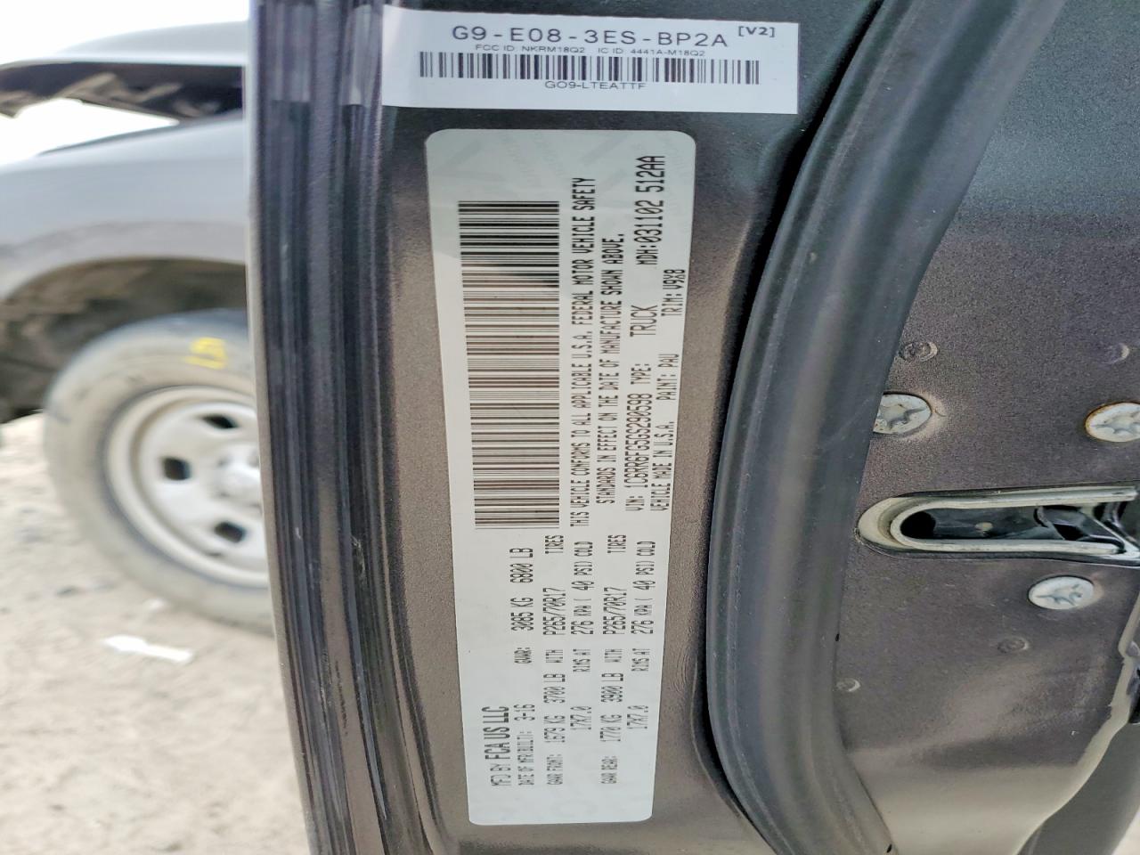 2016 RAM 1500 ST photo 12