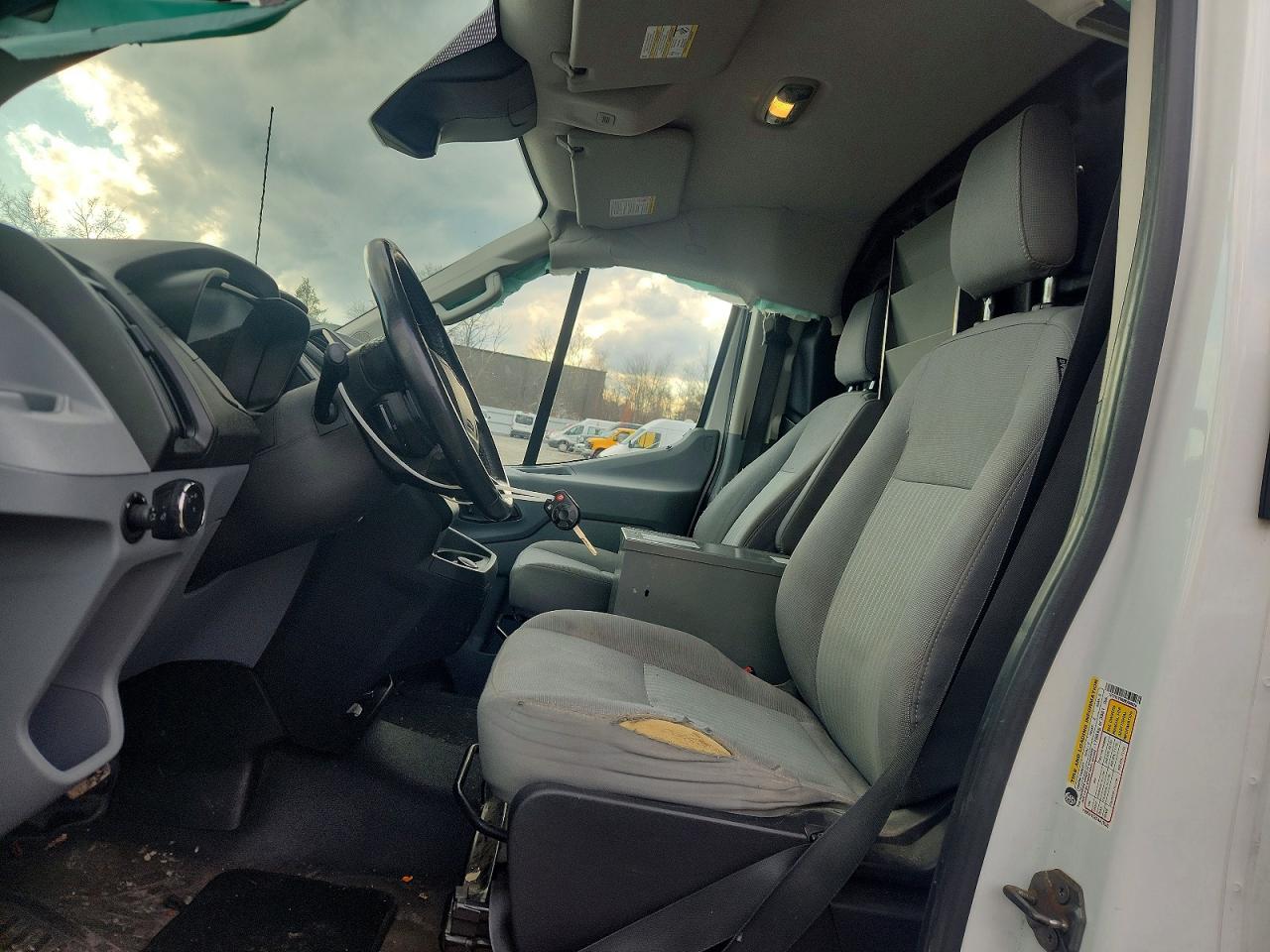 2017 FORD TRANSIT T-250 photo 7