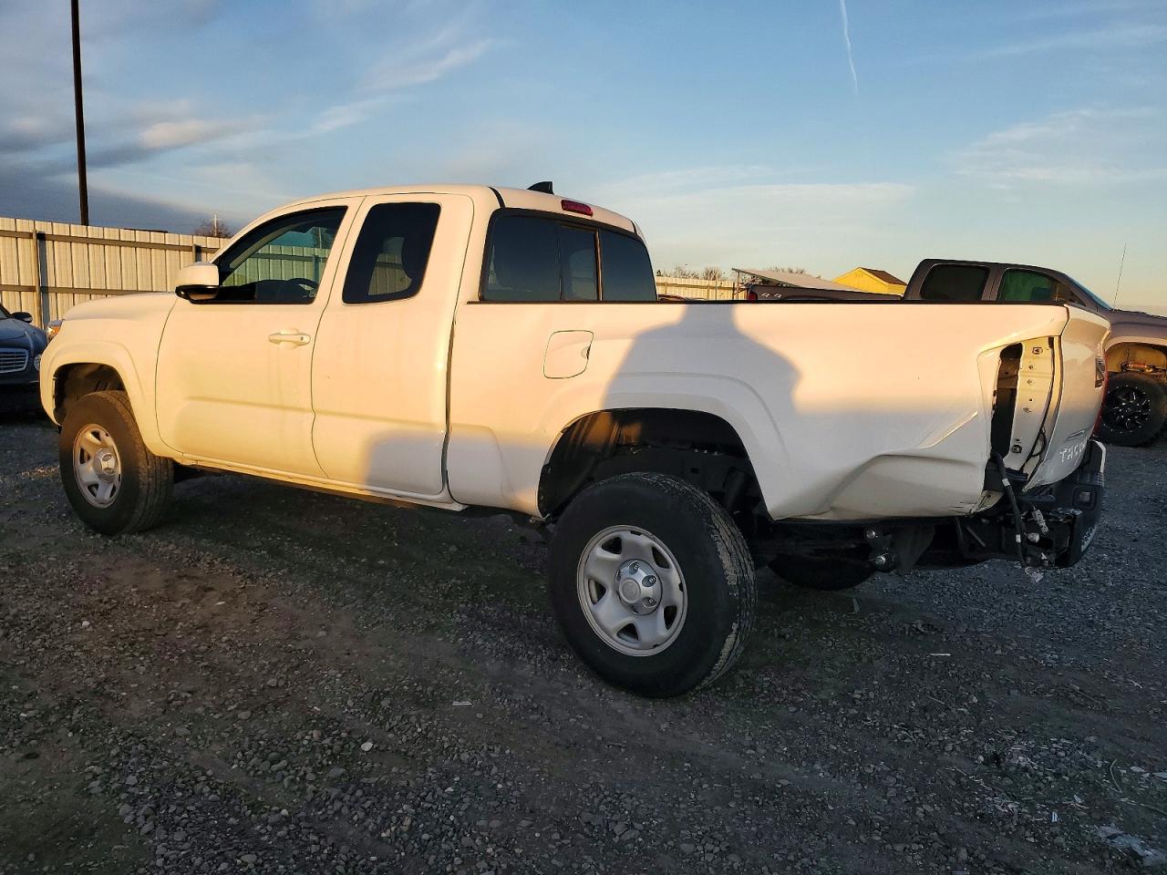 2022 TOYOTA TACOMA ACCESS CAB photo 2