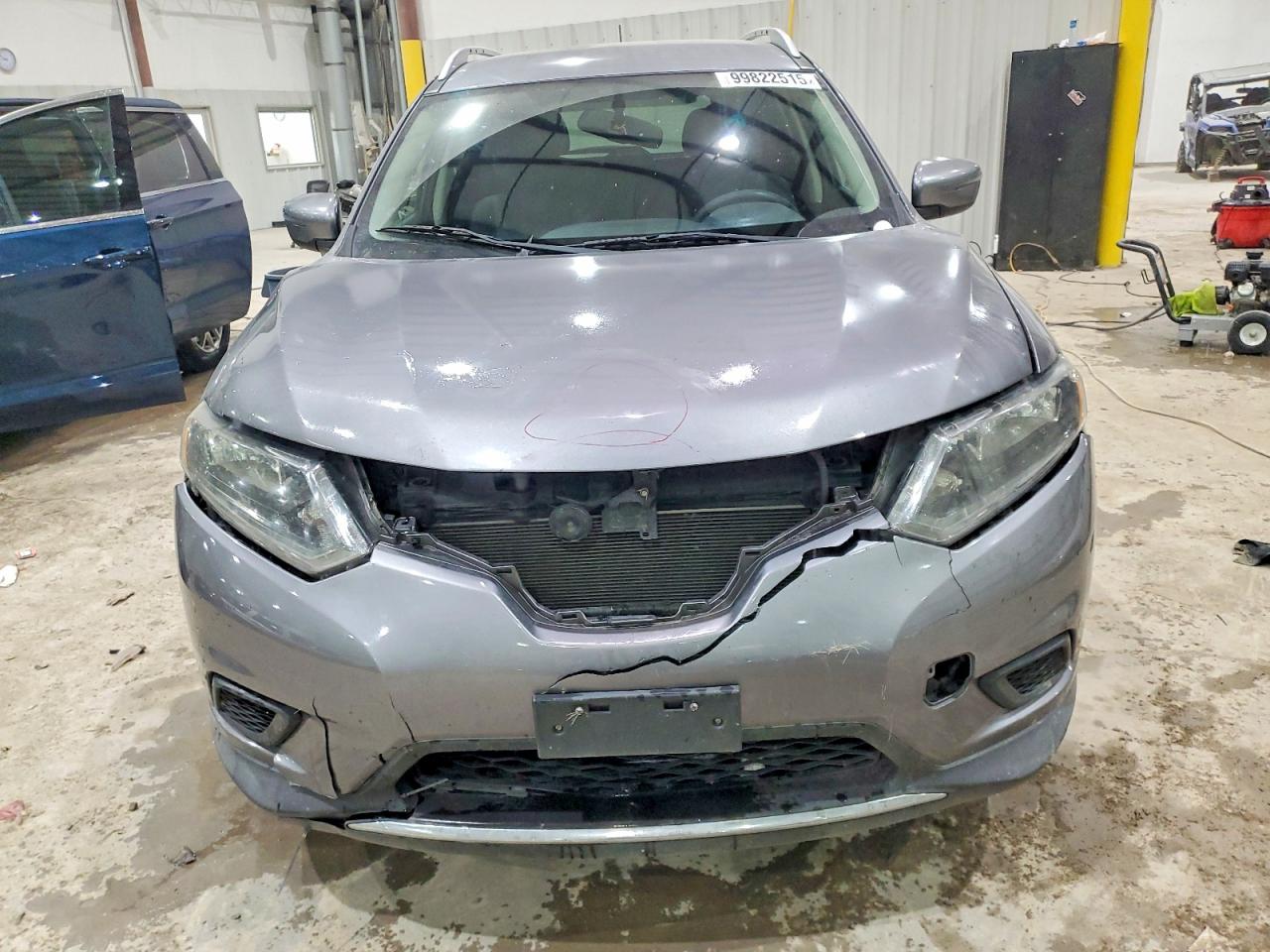2016 NISSAN ROGUE SV photo 5