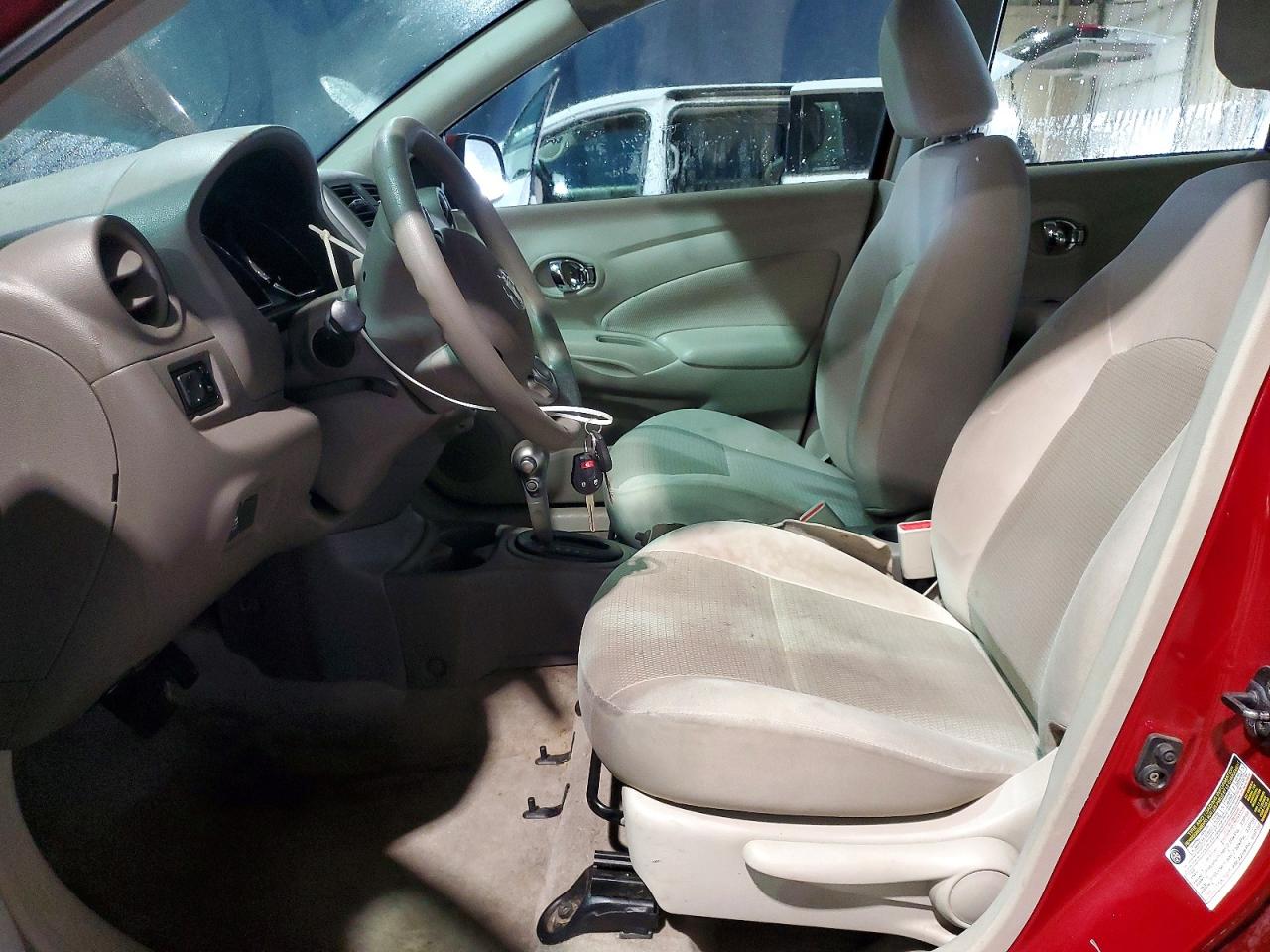 2012 NISSAN VERSA S photo 7
