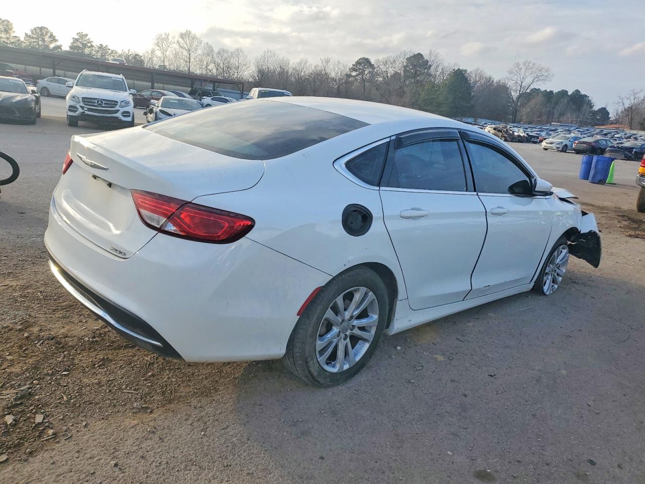 2016 CHRYSLER 200 LIMITED photo 3