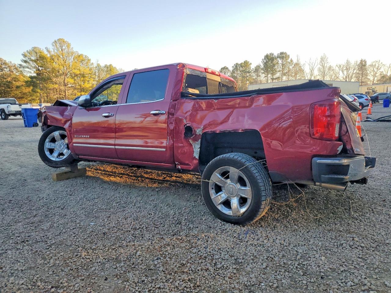 2018 CHEVROLET SILVERADO C1500 LTZ photo 2