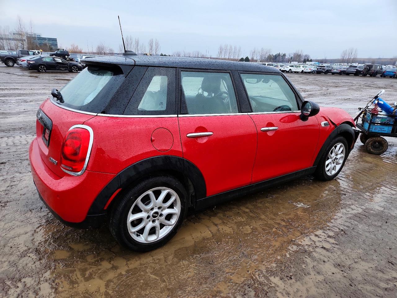 2019 MINI COOPER photo 3