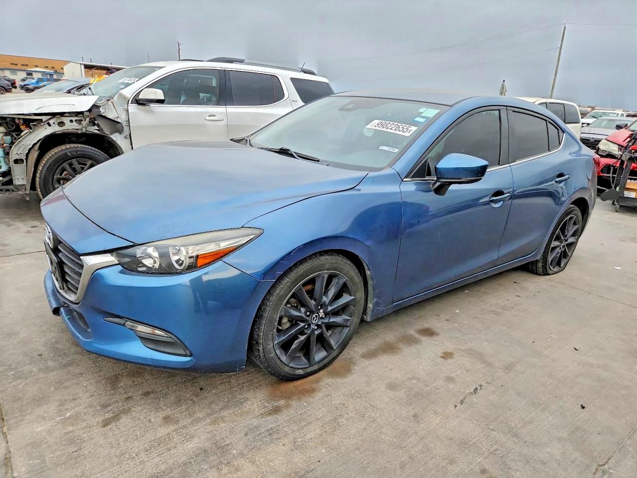 2017 MAZDA 3