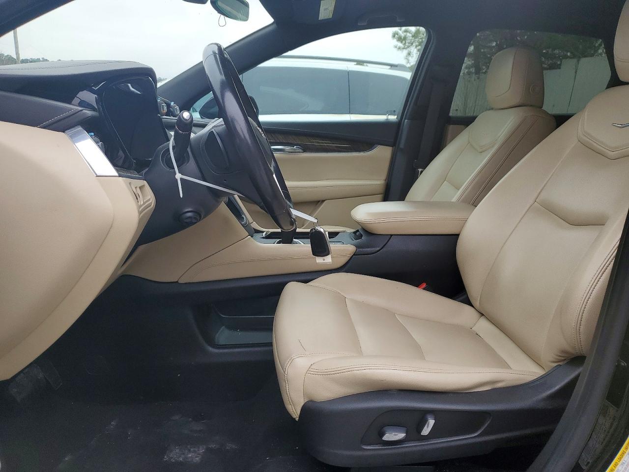 2017 CADILLAC XT5 photo 19