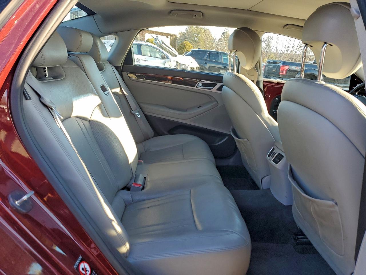 2015 HYUNDAI GENESIS 3.8L photo 10