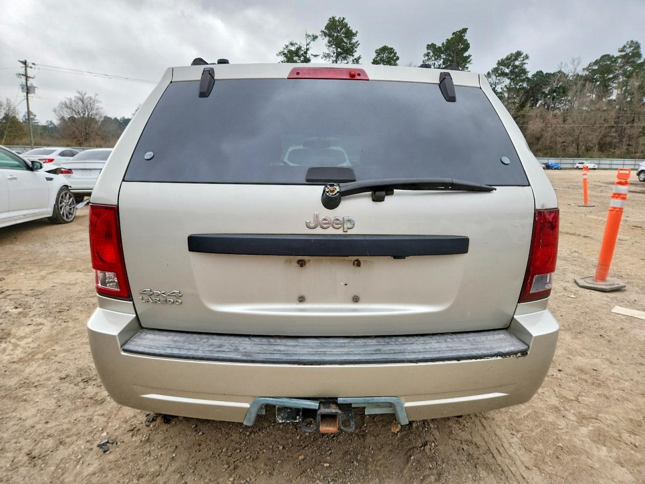 2007 JEEP GRAND CHEROKEE LAREDO photo 6