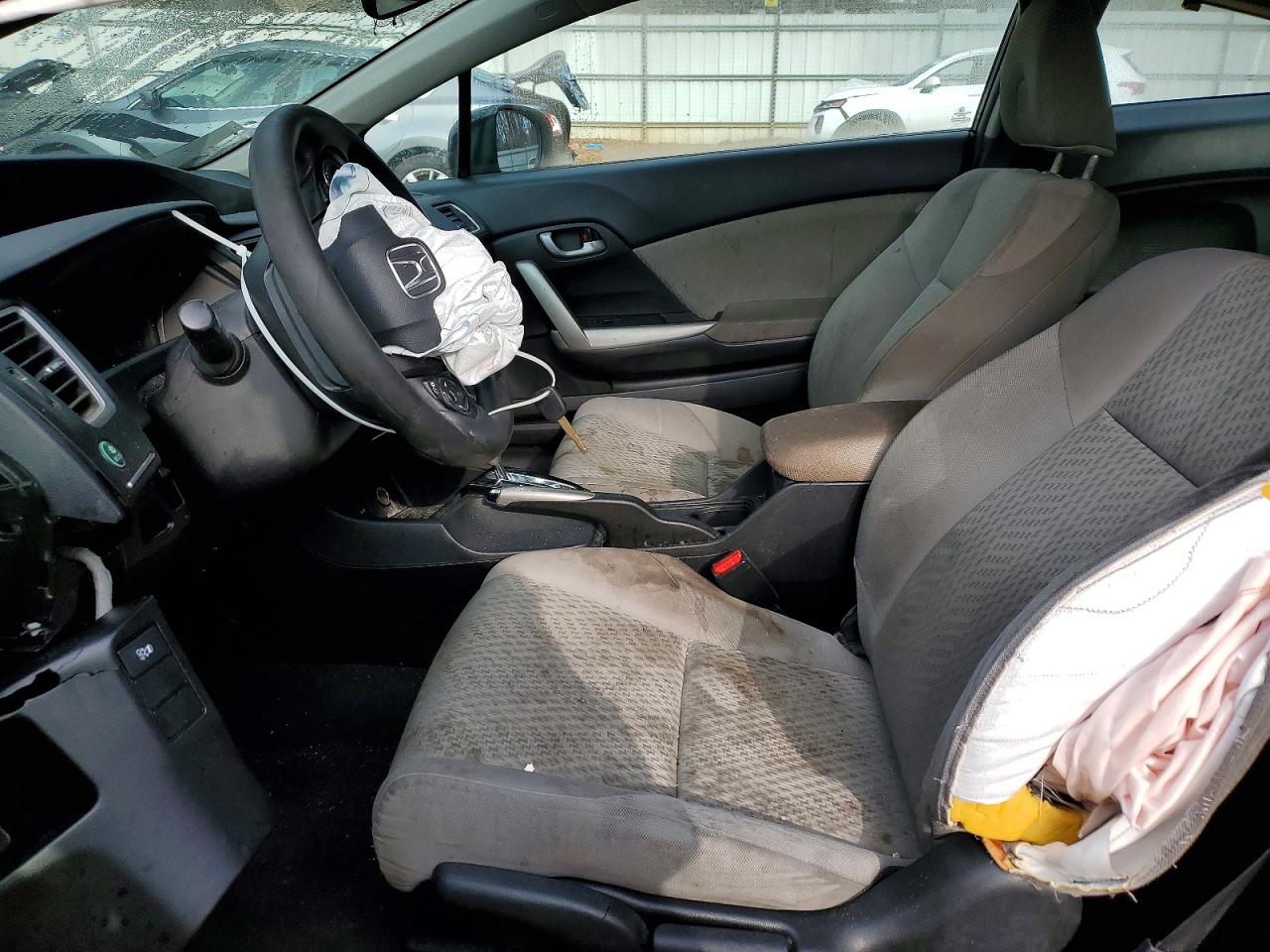 2015 HONDA CIVIC LX photo 13