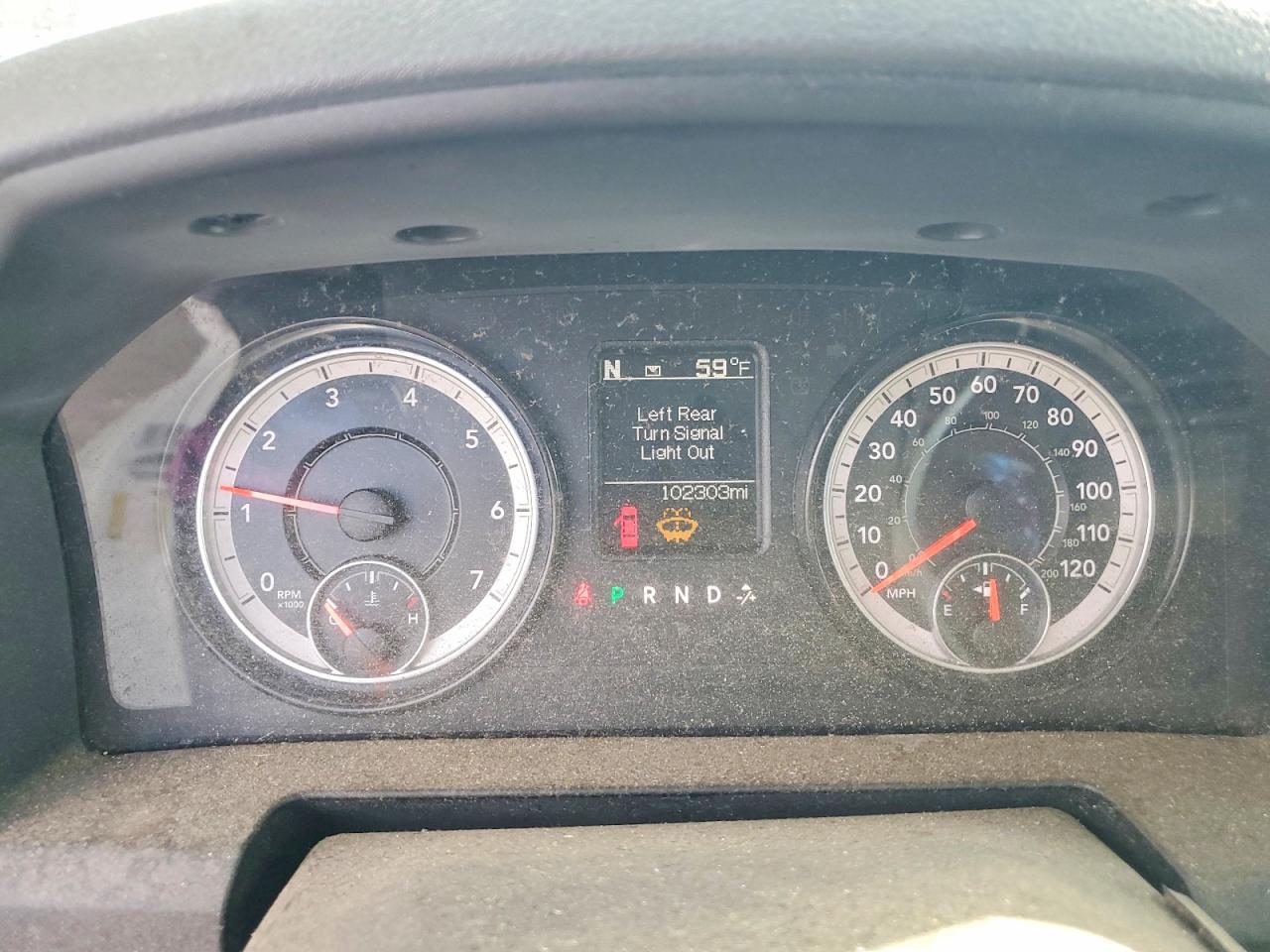 2016 RAM 1500 ST photo 9