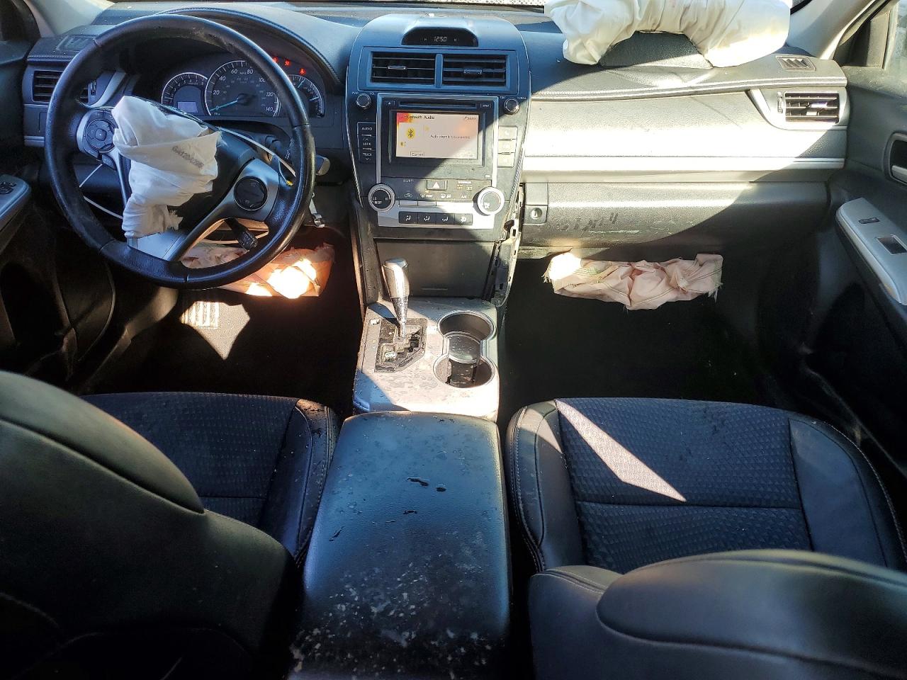 2013 TOYOTA CAMRY photo 8