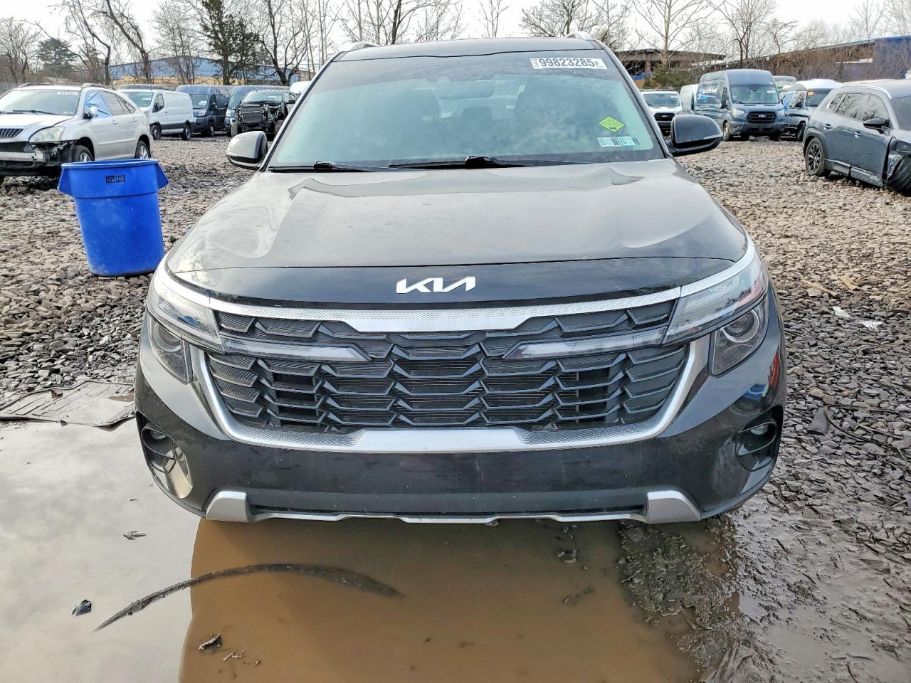 2025 KIA SELTOS EX photo 9