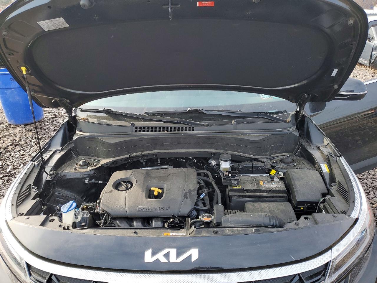 2025 KIA SELTOS EX photo 23