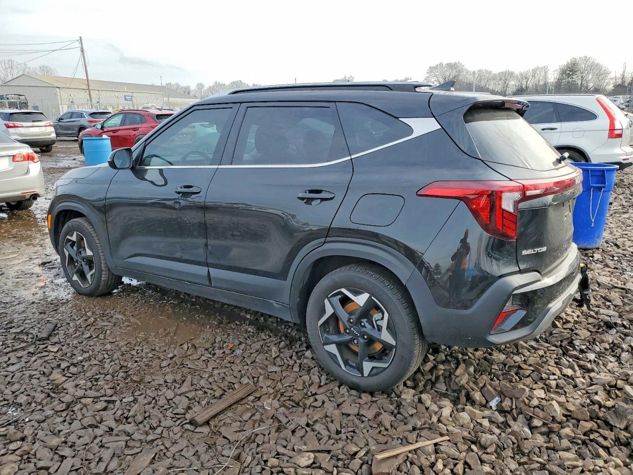 2025 KIA SELTOS EX photo 3