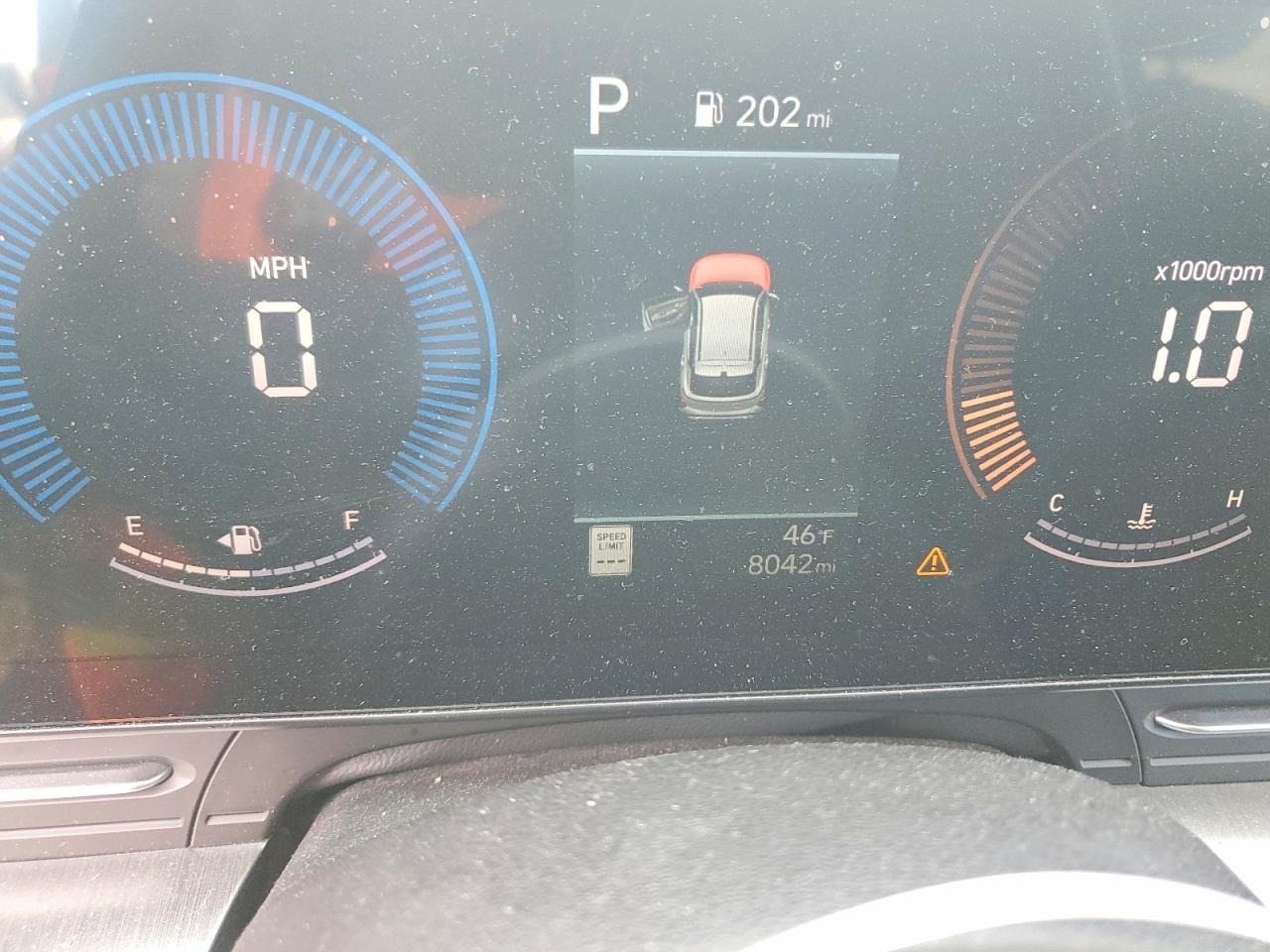 2025 HYUNDAI KONA SEL photo 9