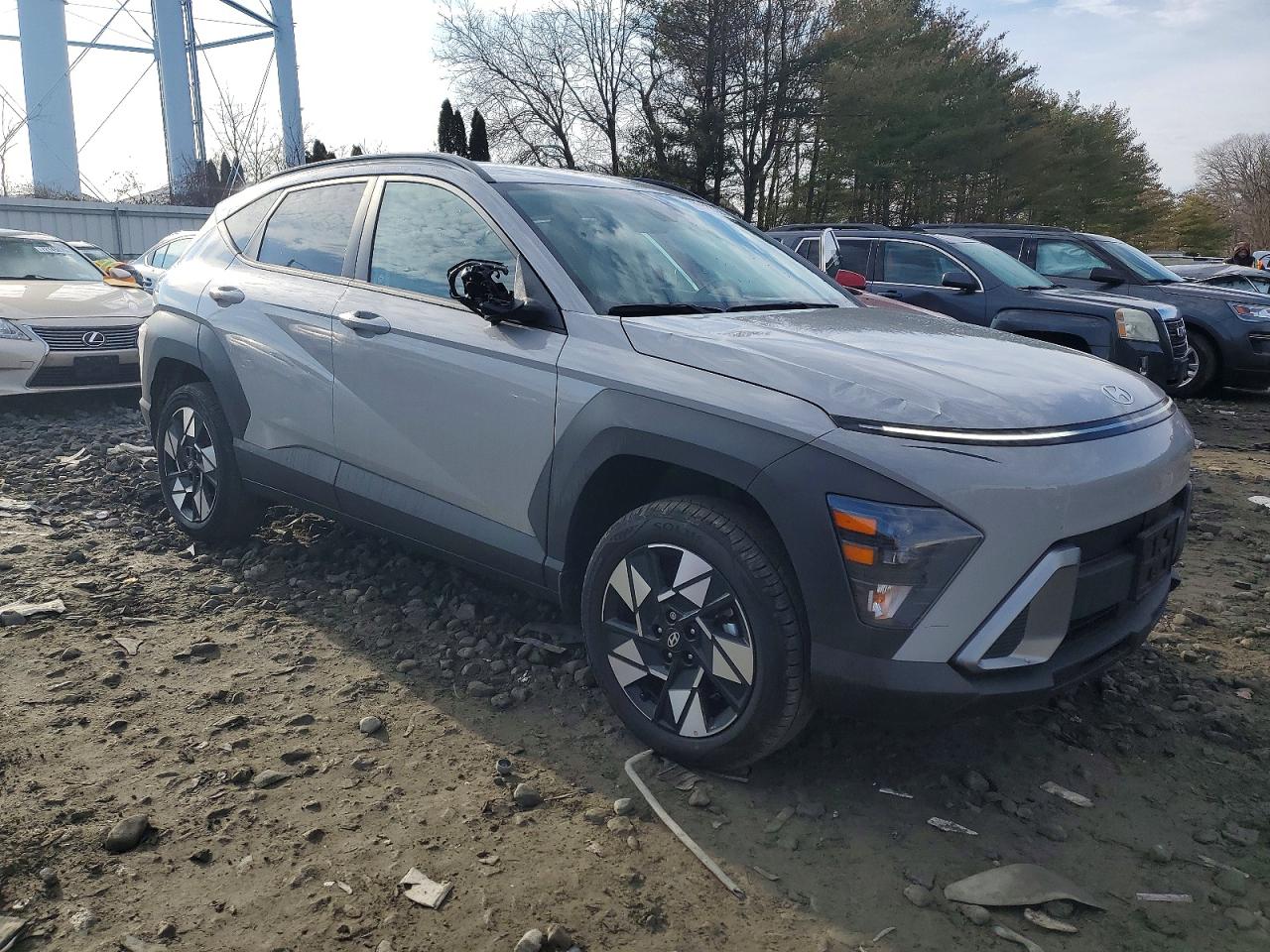 2025 HYUNDAI KONA SEL photo 4