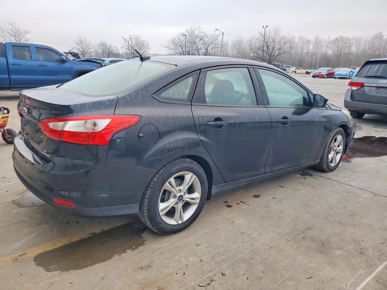 2014 FORD FOCUS SE photo 3