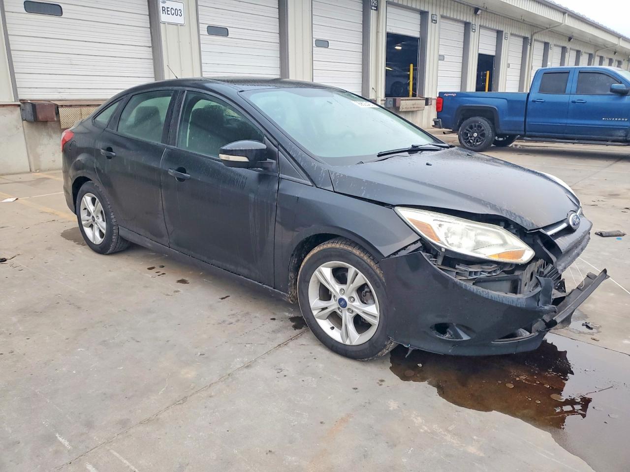 2014 FORD FOCUS SE photo 4