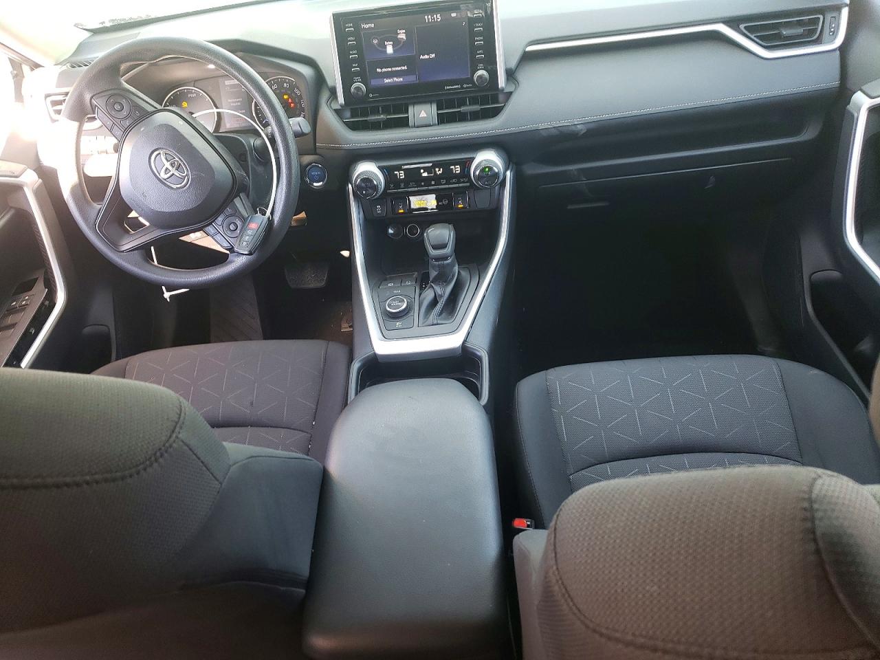 2019 TOYOTA RAV4 XLE photo 8