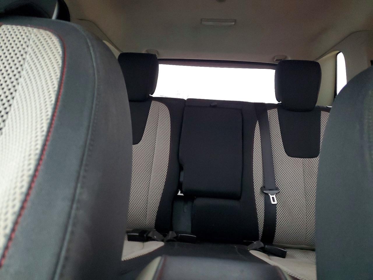 2013 GMC TERRAIN SLE photo 28