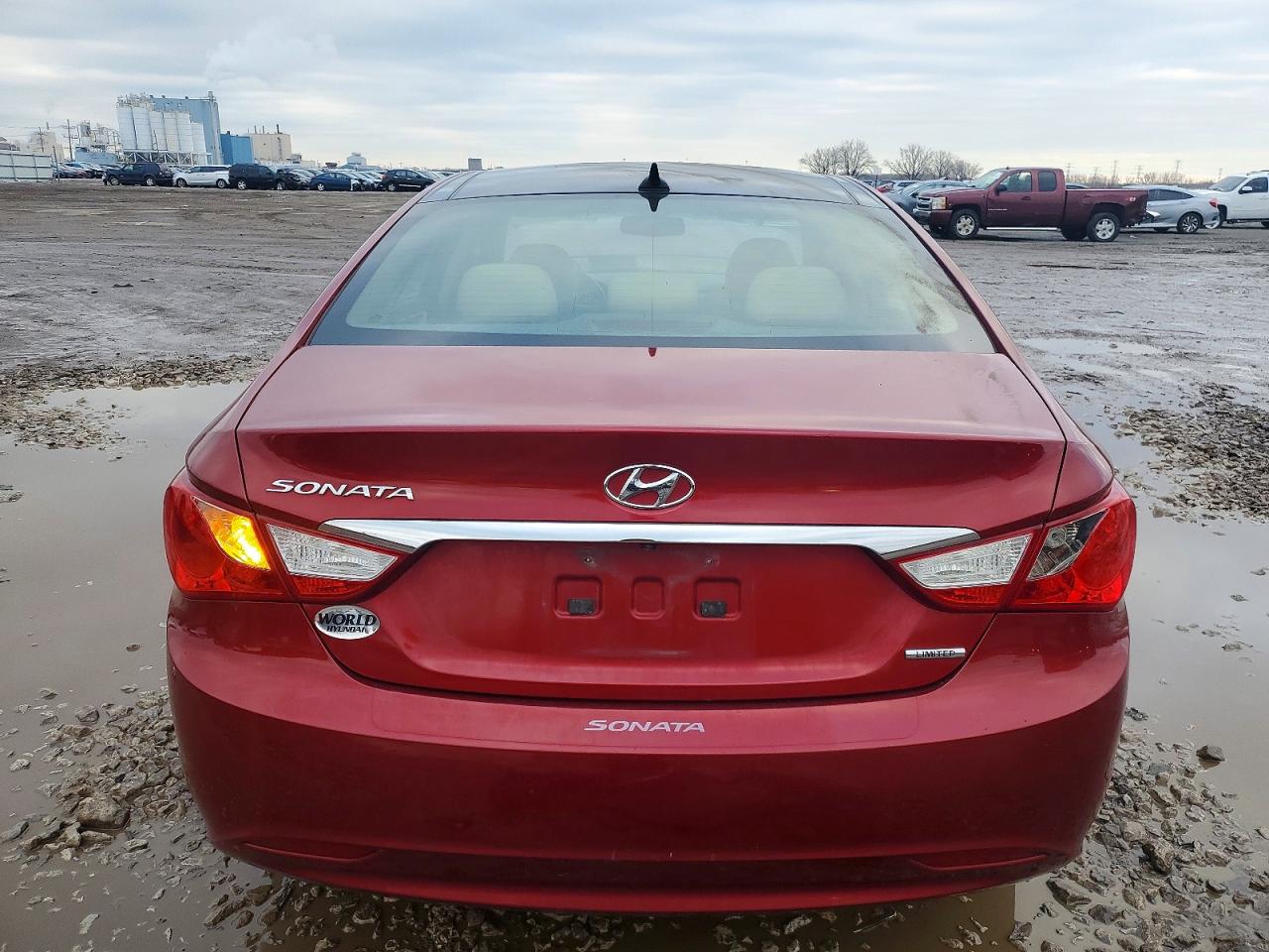 2013 HYUNDAI SONATA SE photo 11