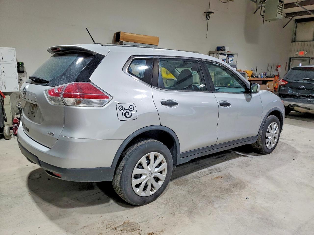 2016 NISSAN ROGUE S photo 3