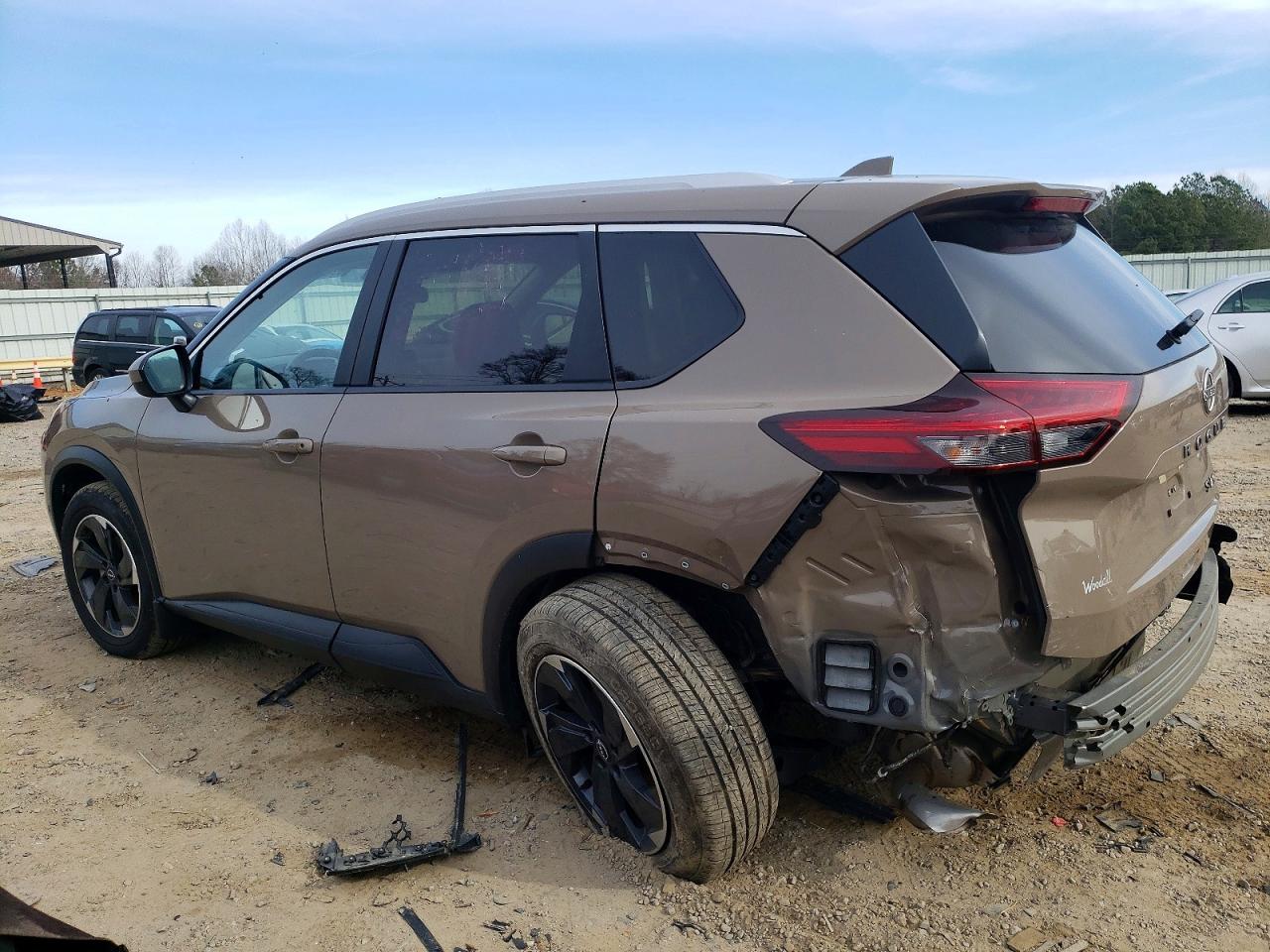 2024 NISSAN ROGUE SV photo 2