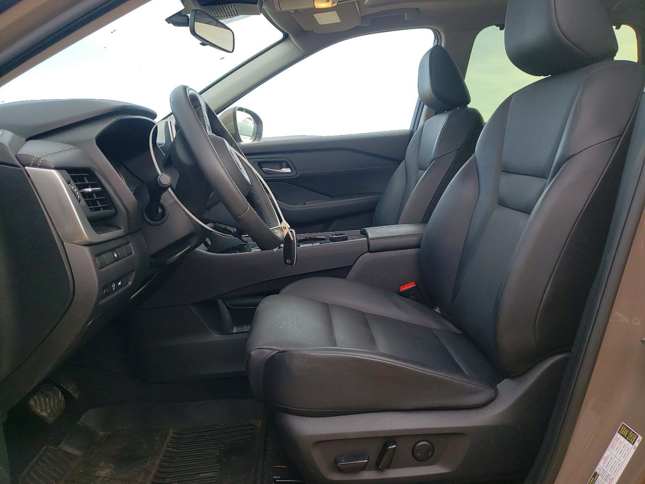 2024 NISSAN ROGUE SV photo 7