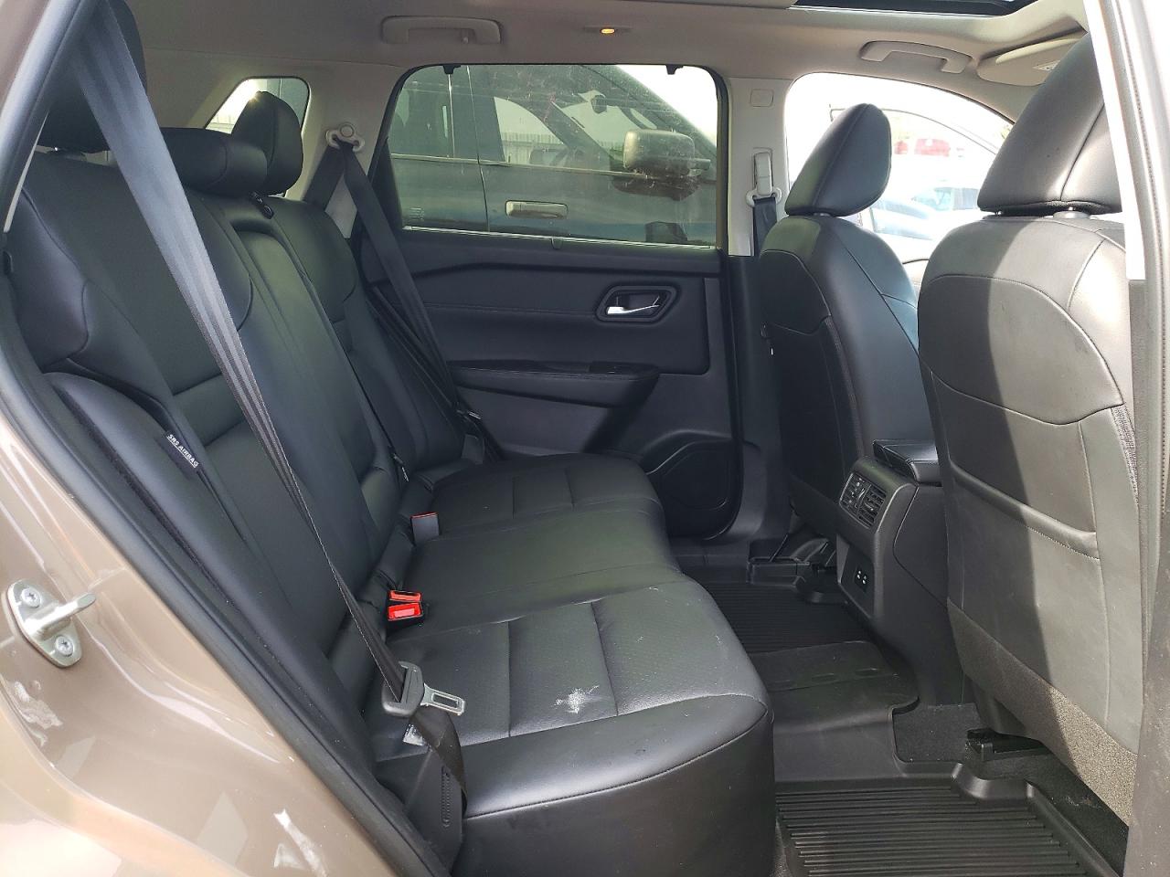 2024 NISSAN ROGUE SV photo 11