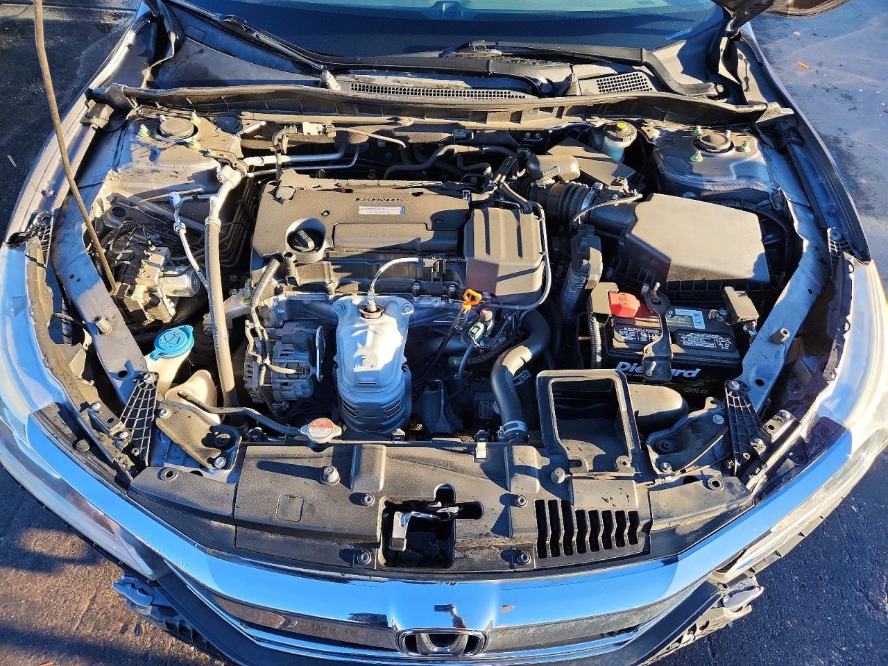 2017 HONDA ACCORD LX photo 11