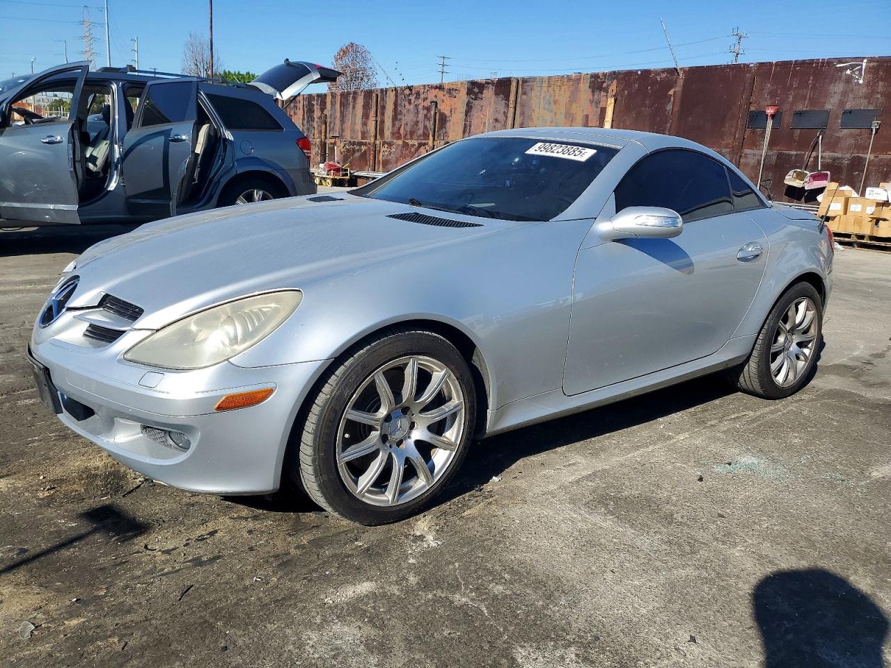 2006 MERCEDES-BENZ SLK