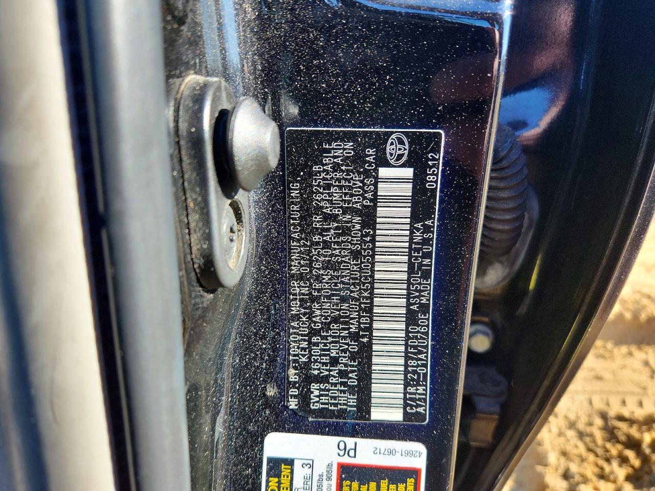 2012 TOYOTA CAMRY LE photo 12