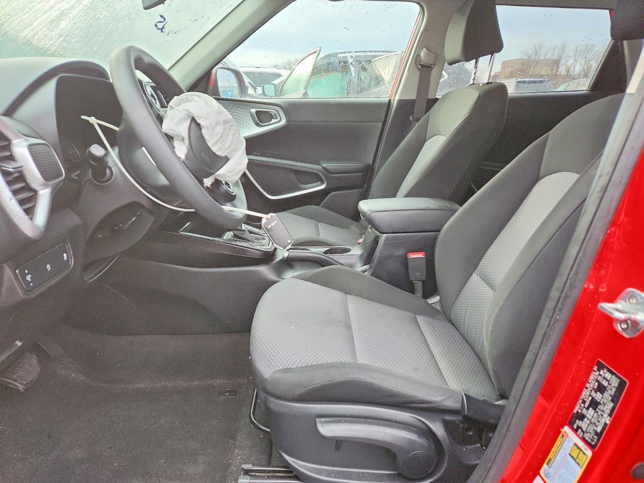 2022 KIA SOUL LX photo 7