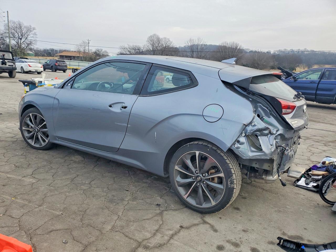 2019 HYUNDAI VELOSTER BASE photo 2
