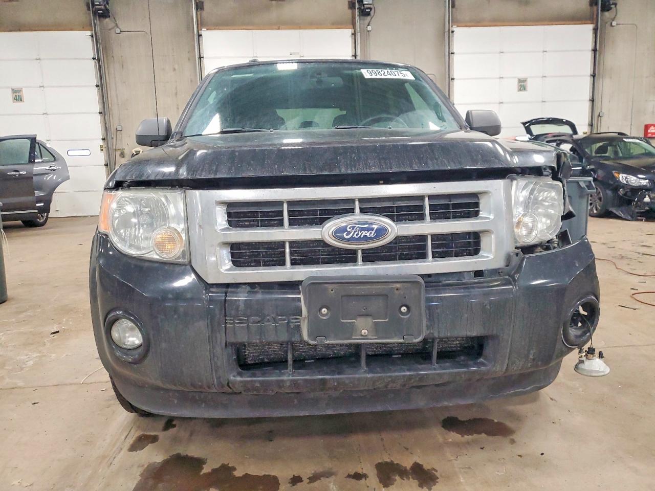 2012 FORD ESCAPE XLT photo 5